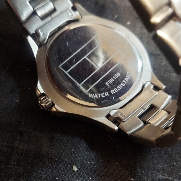 Vintage Y2K Tommy Hilfiger Mens Watch - Picture 5 of 6